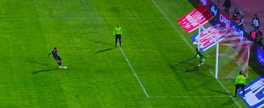 6343466-1 عکس از پنالتی آخر کنعانی زادگان و مهار بیرانوند