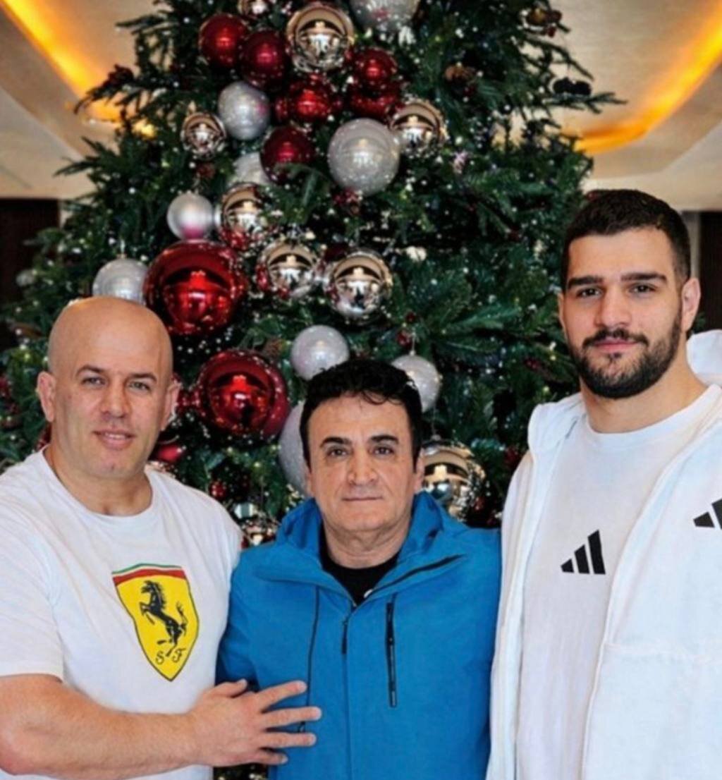 6349818-1 عکس از کریسمس امیررضا معصومی و فردین معصومی