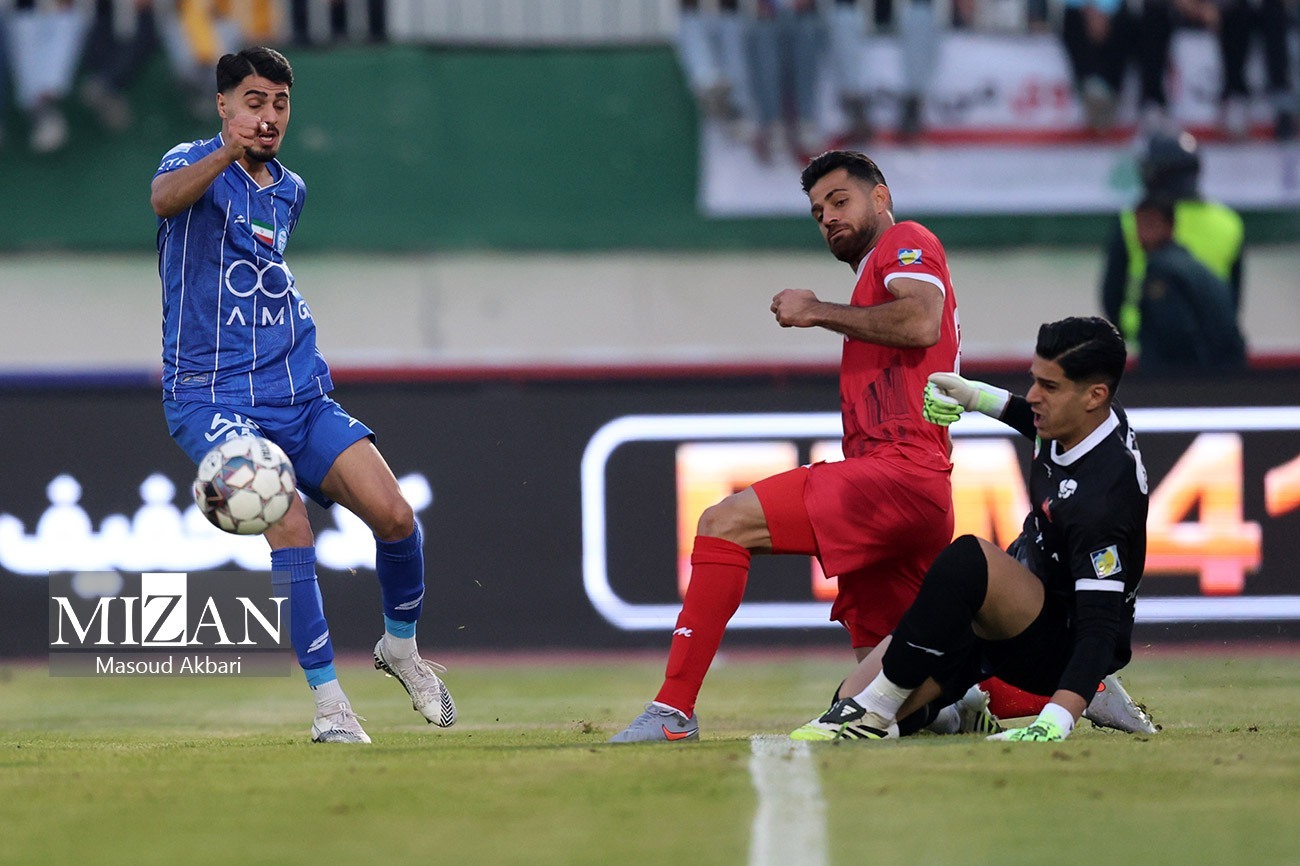 چرا دربی ۱۰۶ گل نداشت؟ چرا دربی ۱۰۶ گل نداشت؟