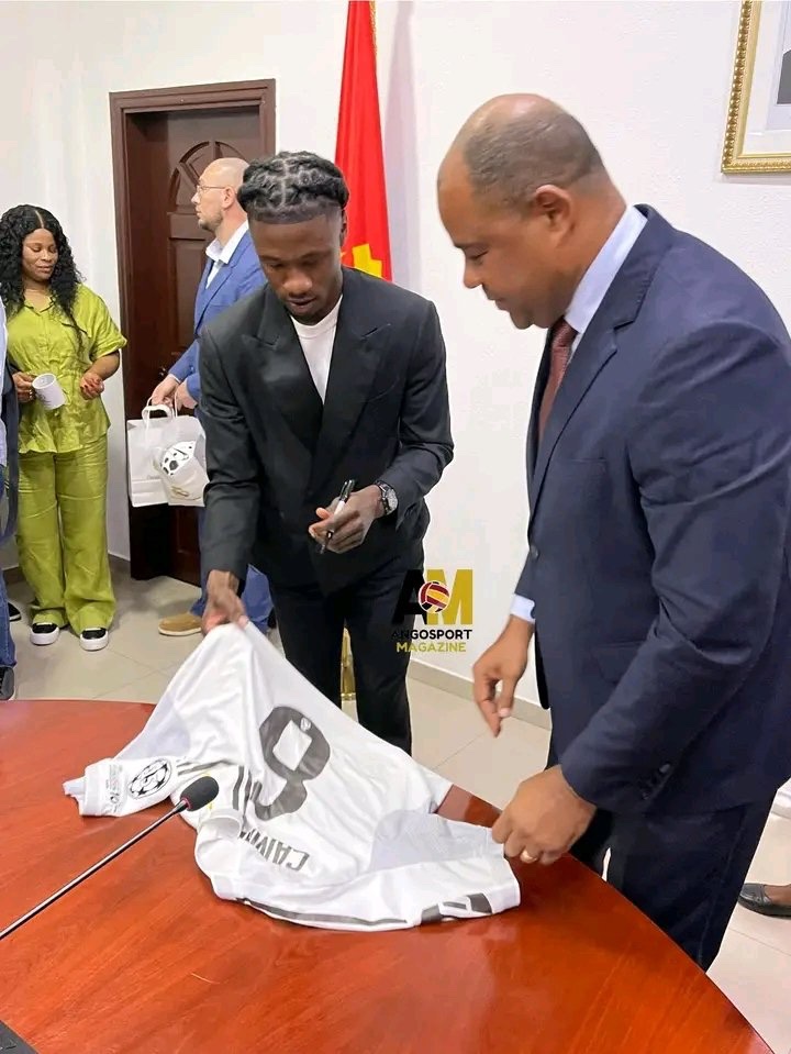 ملاقات کاماوینگا با وزیر امور خارجه آنگولا