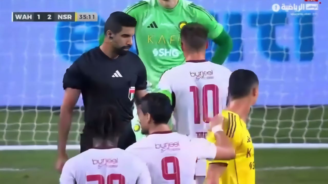 img_20251211_143155_130 عکس از شوخی کریستیانو رونالدو و رضا غندی پور