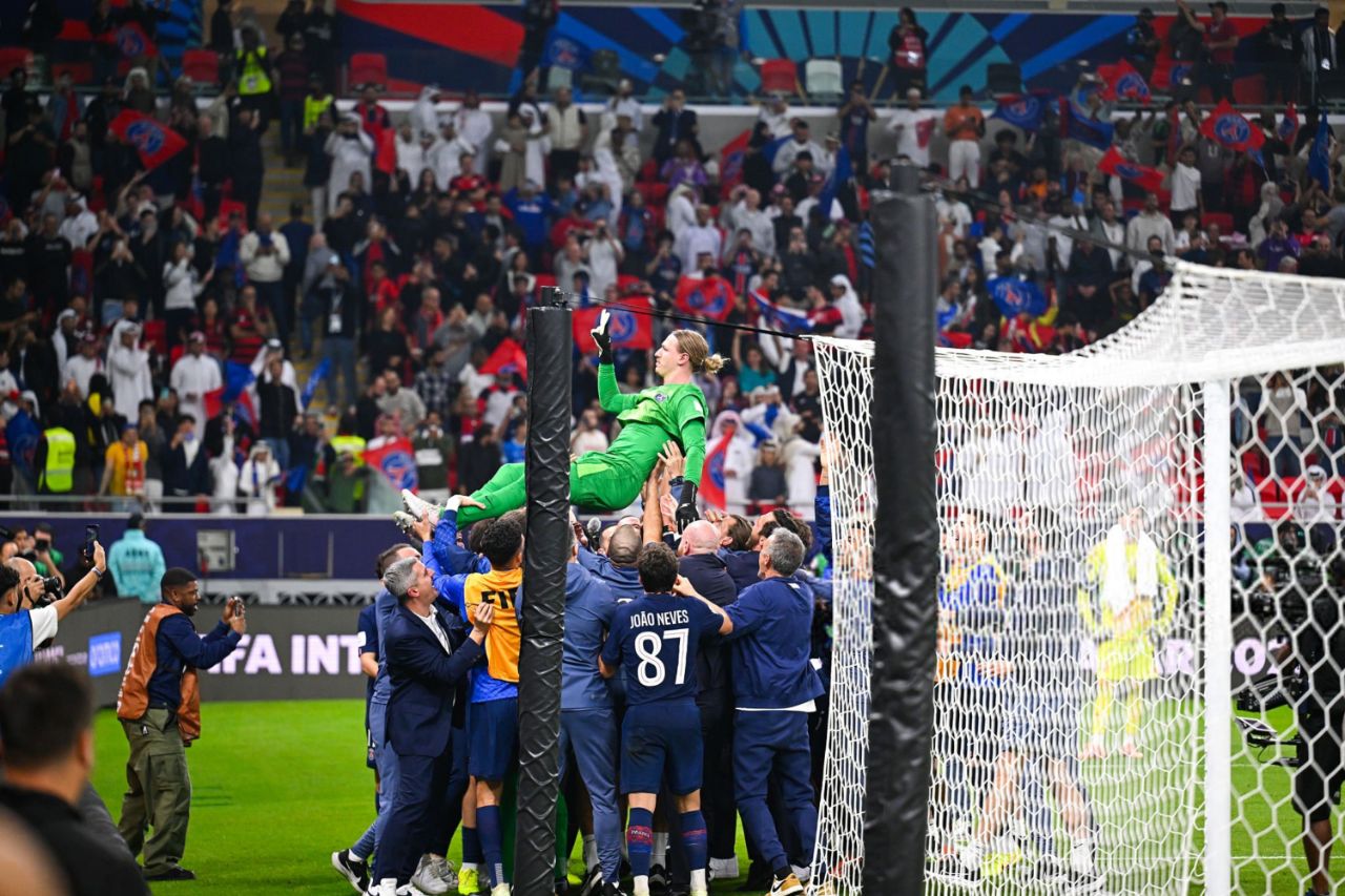 img_20251217_234940_163 پاری سن ژرمن