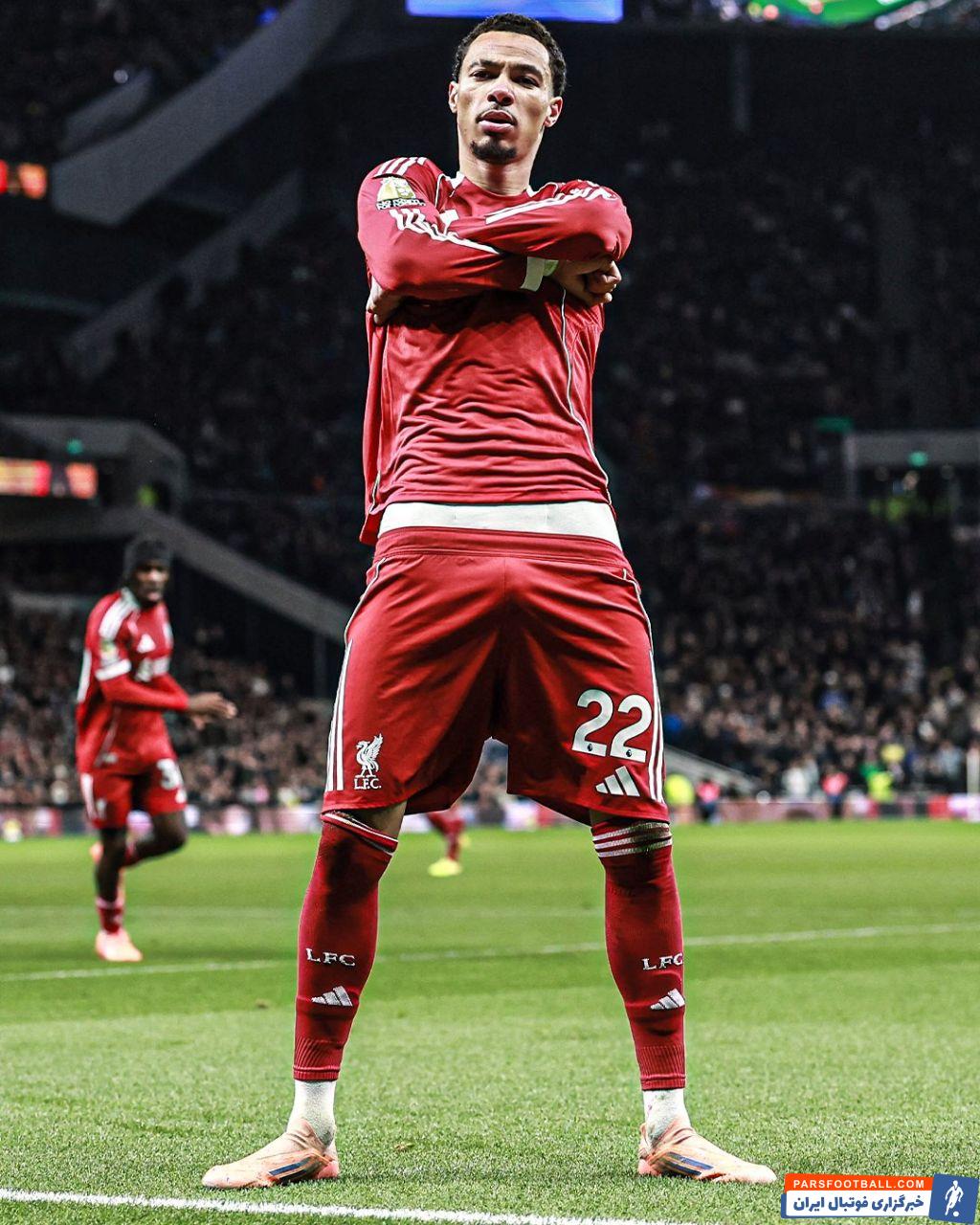 خوشحالی هوگو اکیتیکه مهاجم لیورپول به سبک امباپه پس از گلزنی برابر تاتنهام