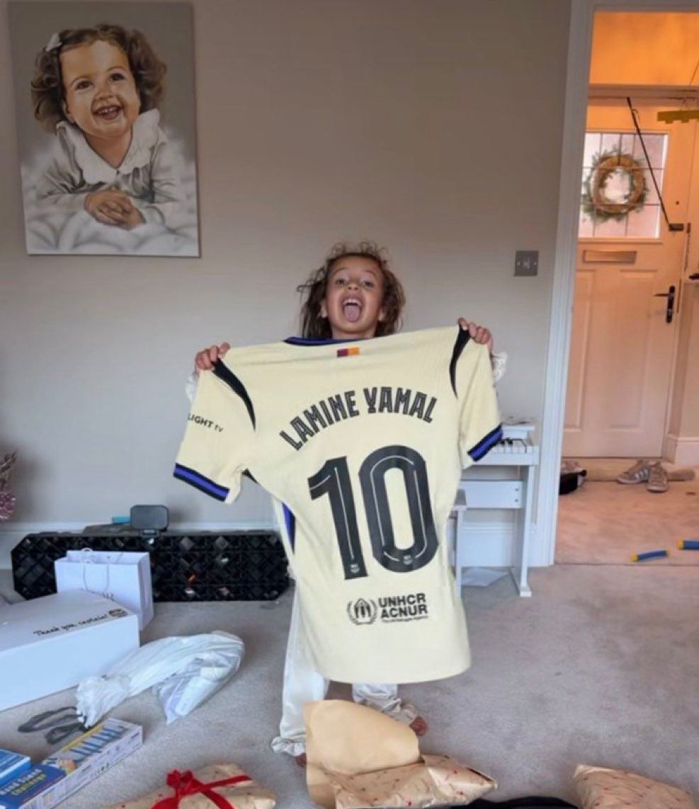 هدیه خاص لامین یامال به دختر جسی لینگارد