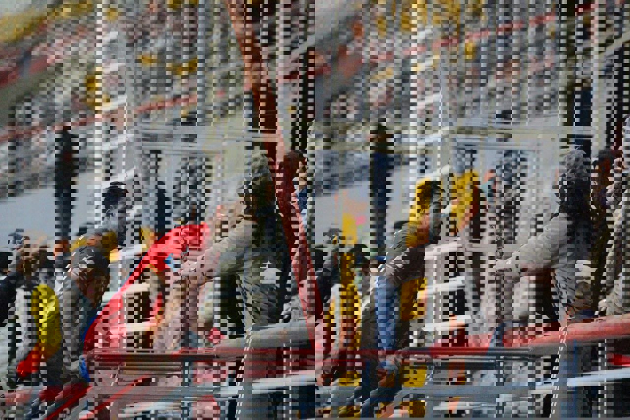 سنگرگیر و همسرش