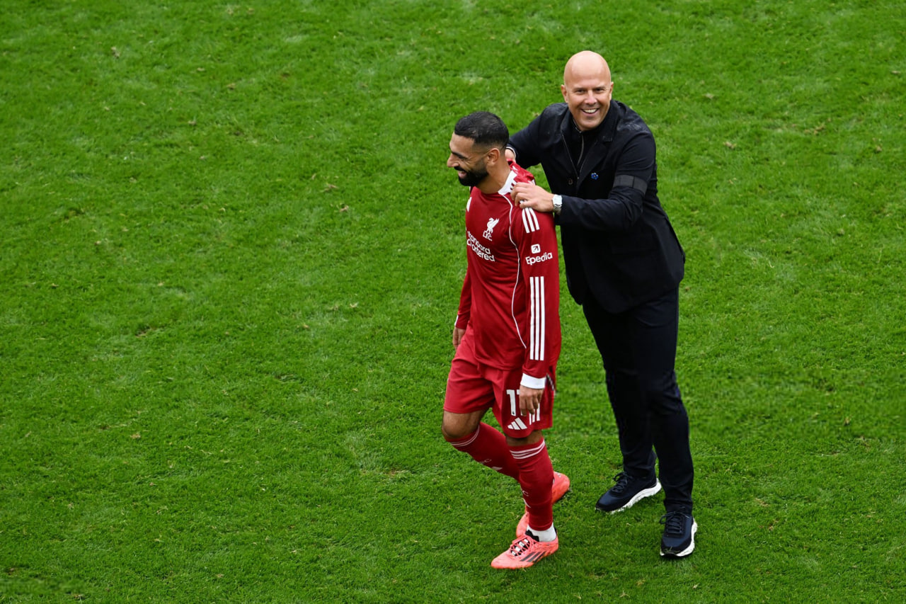 photo_2025-12-07_16-15-55 محمد صلاح و آرنه اسلوت