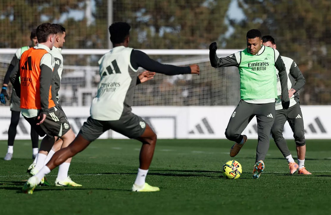 photo_2025-12-13_16-02-32 کیلیان امباپه در تمرینات رئال مادرید