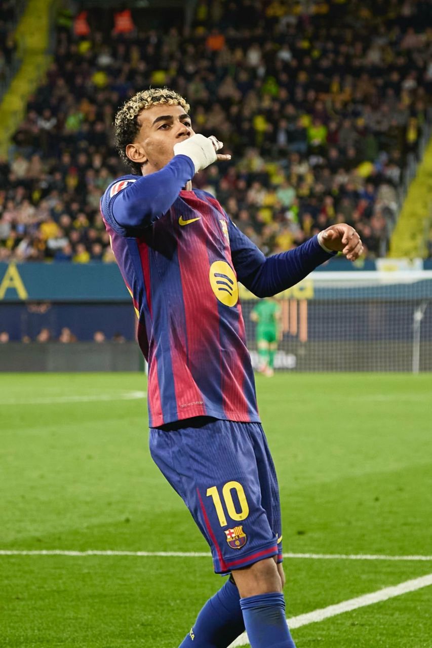 photo_2025-12-21_20-58-50 لامین یامال پس از گلزنی مقابل ویارئال در لالیگا - وینگر اسپانیایی بارسلونا