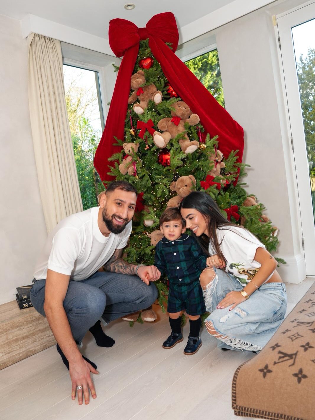 photo_2025-12-25_01-38-22-1 جانلوییجی دوناروما