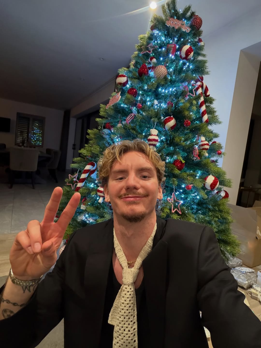 نیک ولتماده