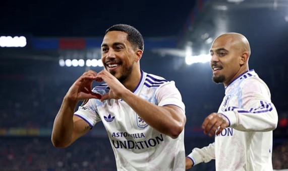 یوری تیلمانس