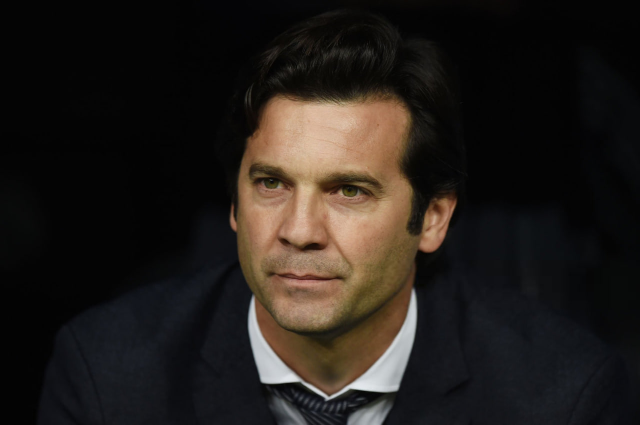 سانتیاگو سولاری سرمربی اسپانیایی روی نیمکت