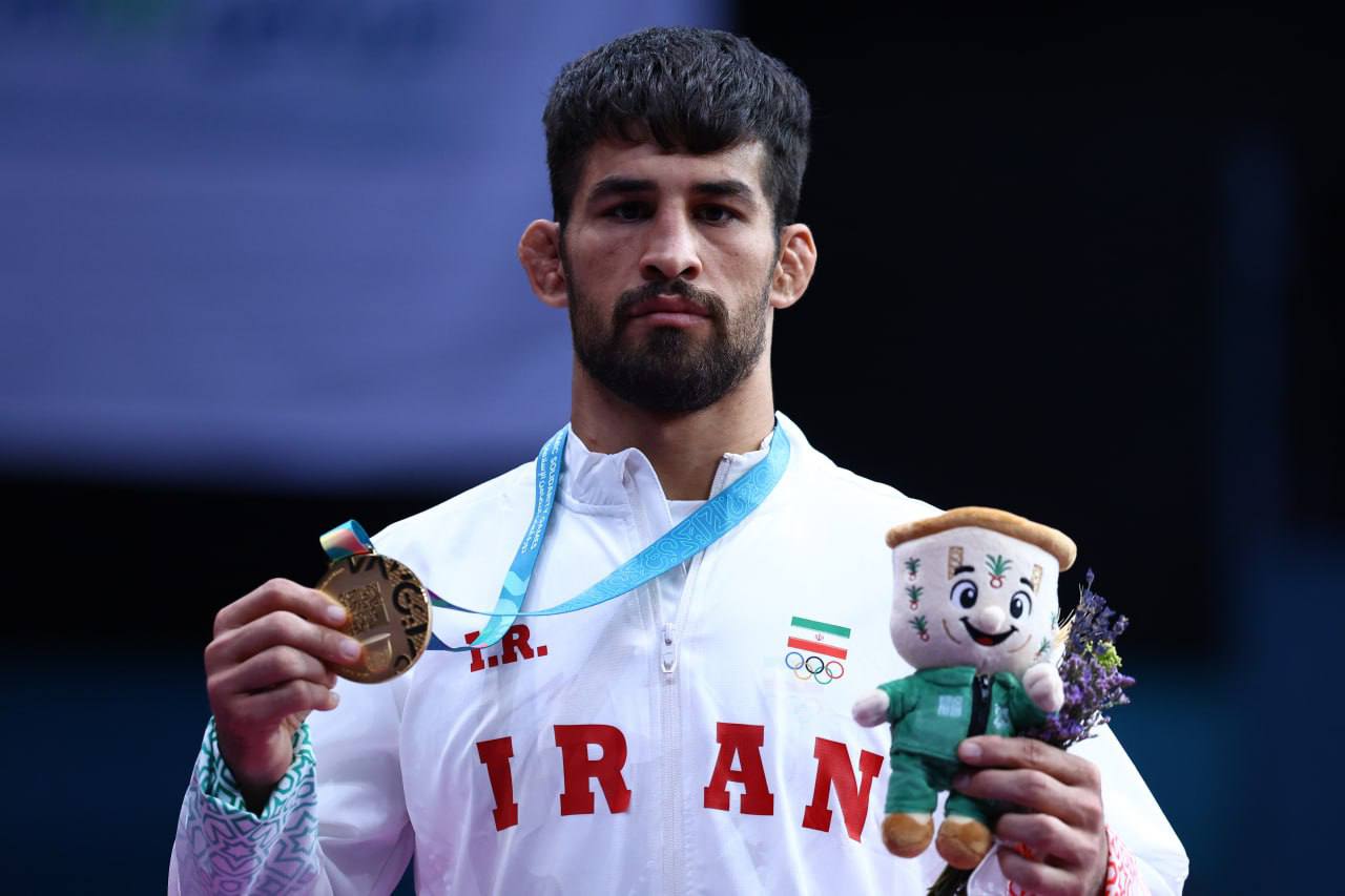 younes_emami_2025-11-21_19-07-26 یونس امامی