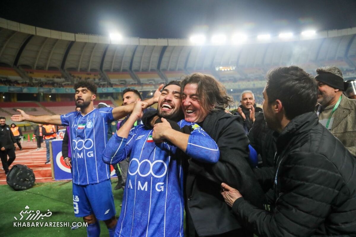 418705-3 ساپینتو و منیر الحدادی