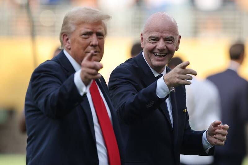 فدراسیون بین‌المللی فوتبال (فیفا) , اتحادیه فوتبال اروپا (یوفا) , دونالد ترامپ , جانی اینفانتینو , جام جهانی فوتبال ,