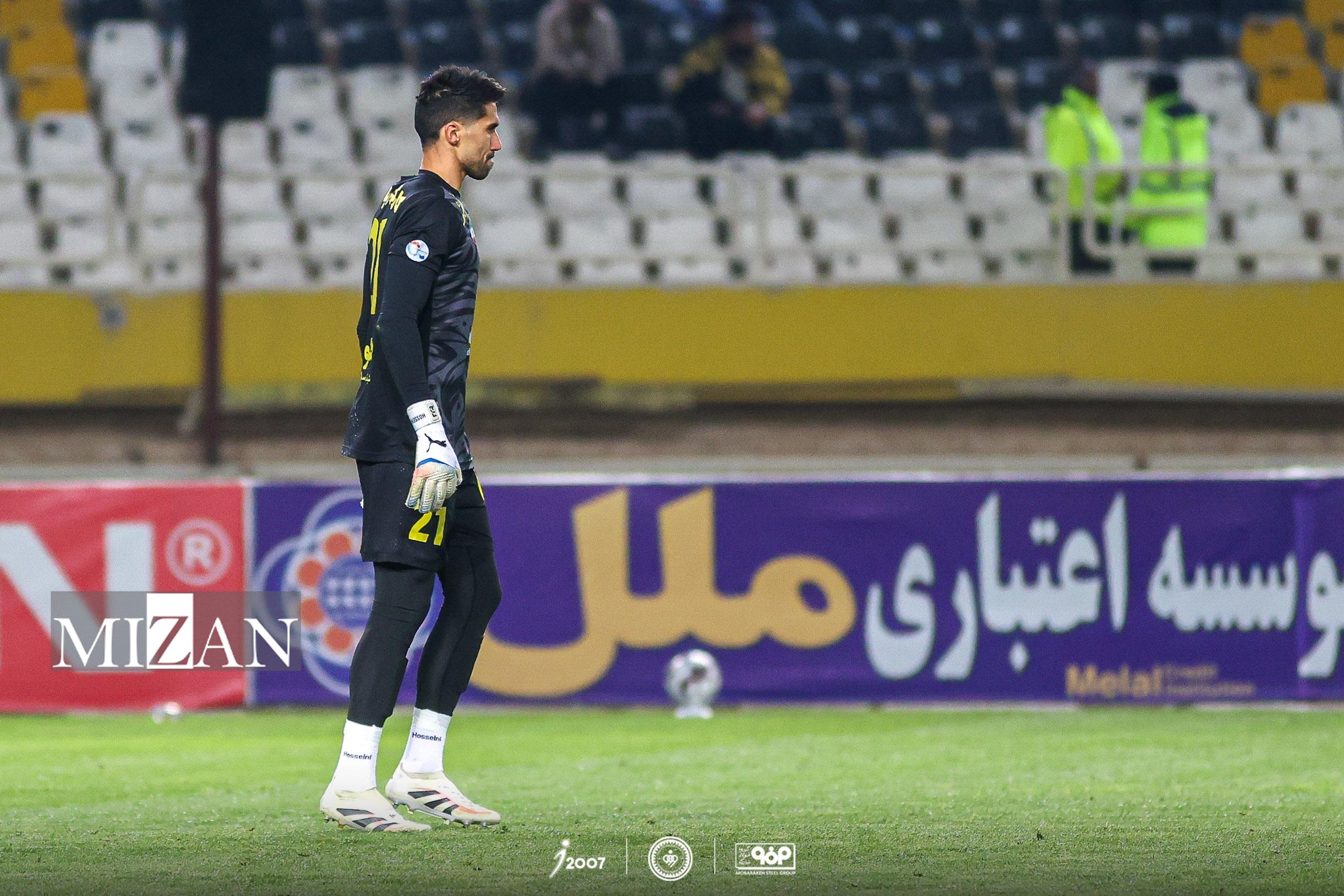 سپاهان - استقلال؛ سوپرکلاسیکوی حساس، حسن ختام نیم‌فصل اول فوتبال ایران/ صدرنشینی مقتدرانه زردپوشان یا اعاده حیثیت مجدد آبی‌ها پس از چند هفته ناکامی؟