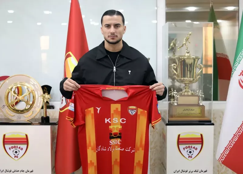امیرحسین جولانی به تیم فوتبال فولاد پیوست