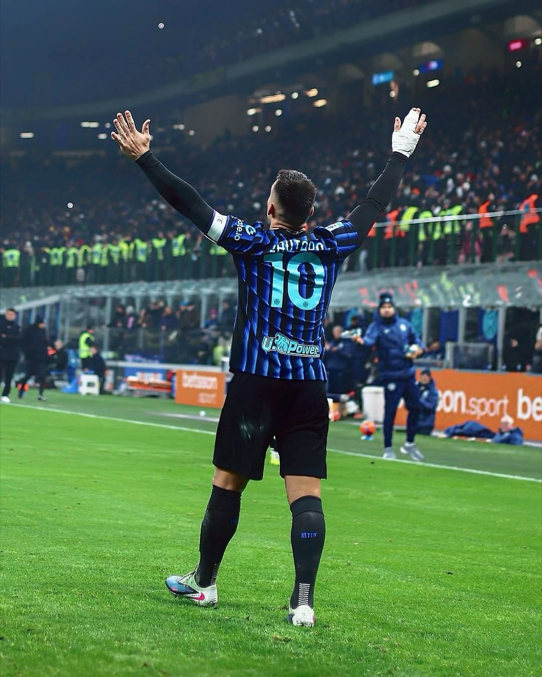 لائوتارو مارتینز