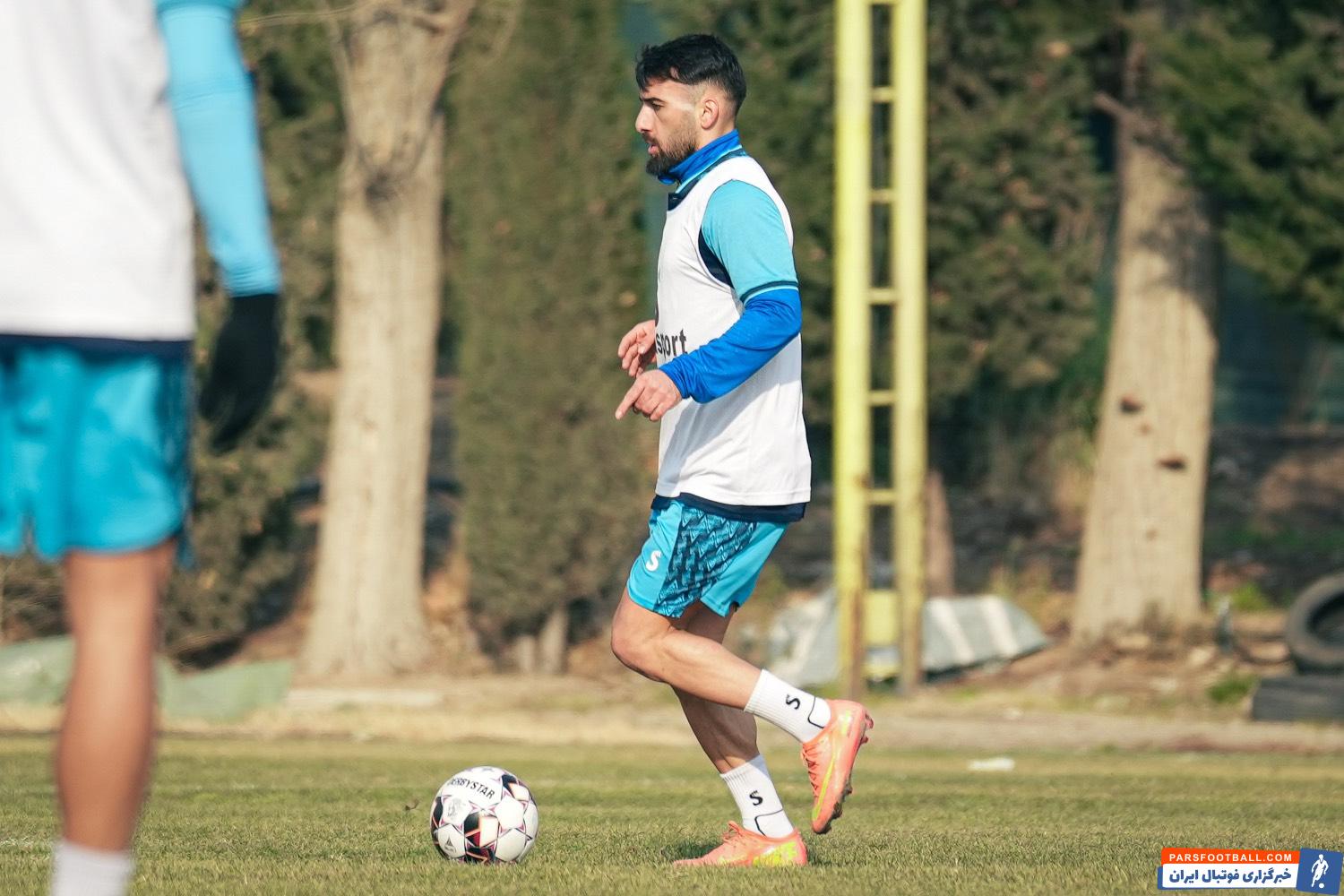 هادی حبیبینژاد در تمرین چادرملو پس از رفع مصدومیتش