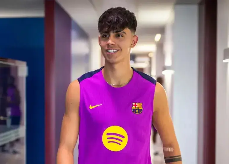 مارک برنال با انگیزه بالا در تمرین بارسلونا برای حضور ثابت در ترکیب