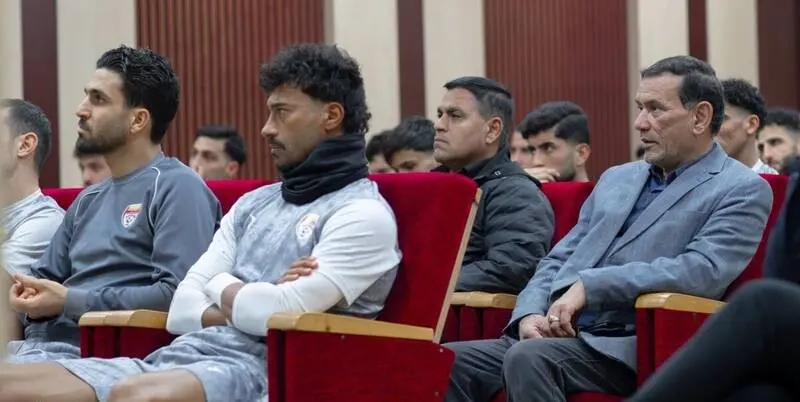 تصویری از رامین رضاییان در جمع بازیکنان فولاد 