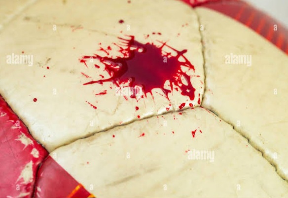 images_30 عکس از توپ فوتبال خونی