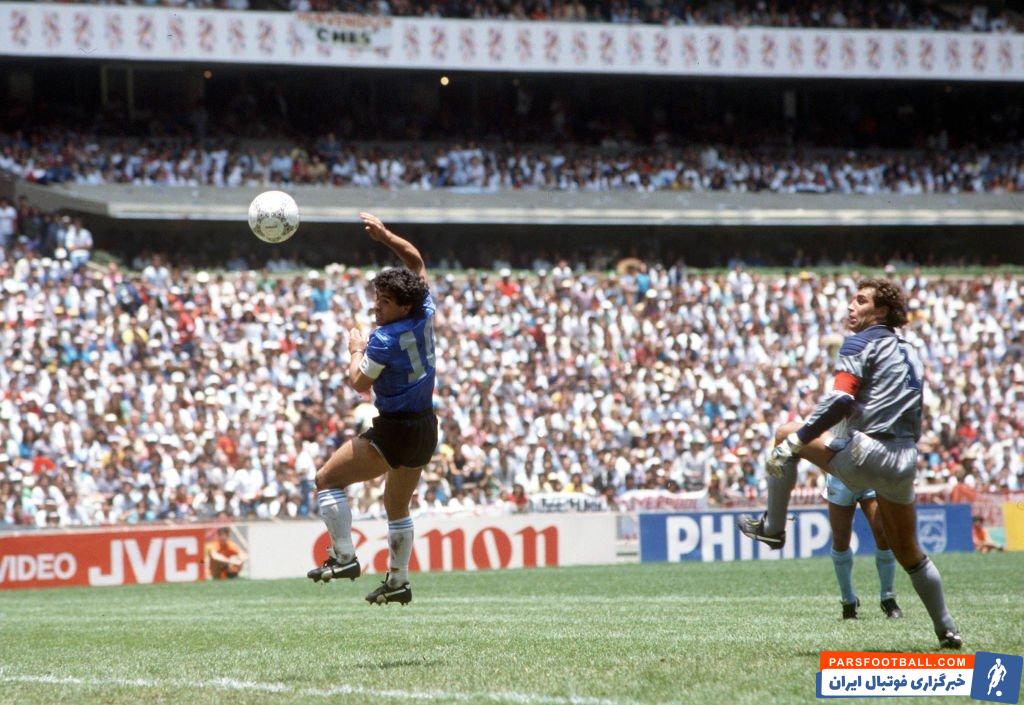 مهمترین پیراهن تاریخ فوتبال دست چه کسی بود؟/عکس