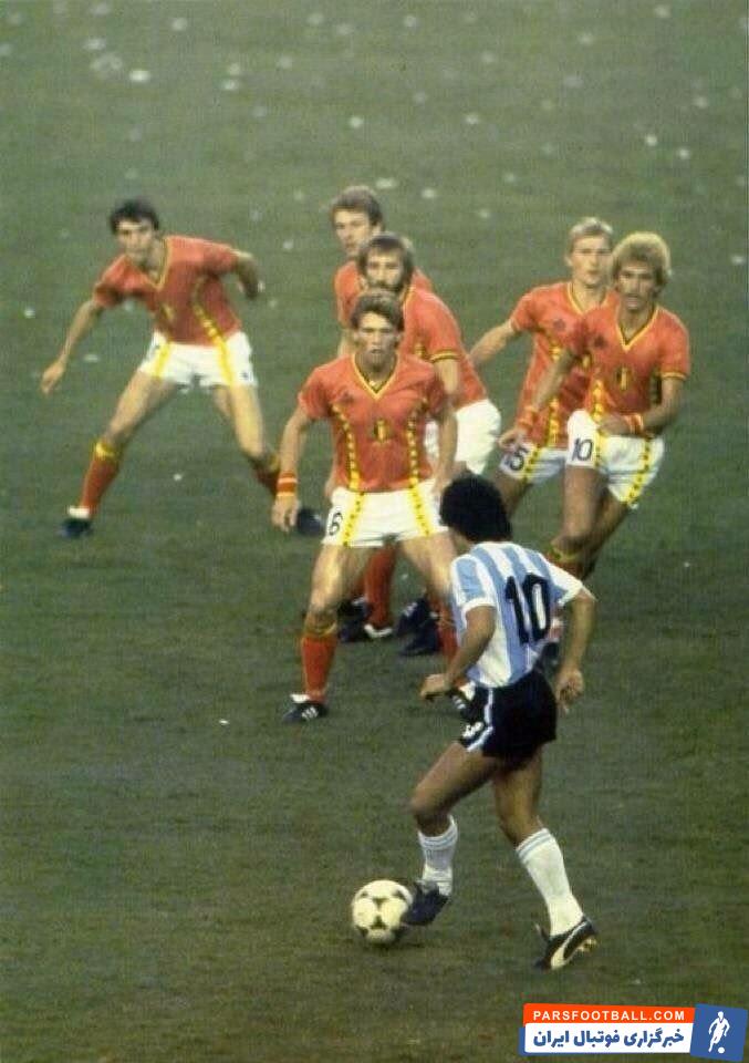 "عکس دروغگو" از مارادونا!