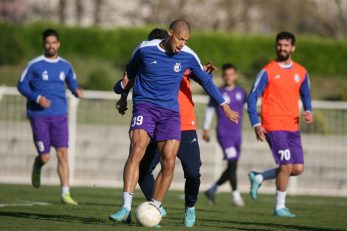 دیدار دوستانه استقلال