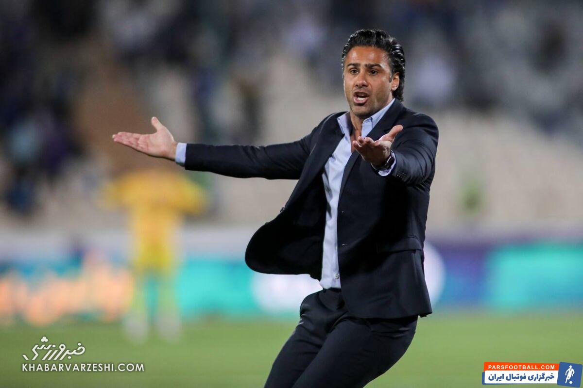 فدراسیون به آقای اعتراض هم جایزه بدهد/ شایدحسینی بود استقلال حذف نمی شد/ سرمربی حالش خوب نیست به کنفرانس نرود!