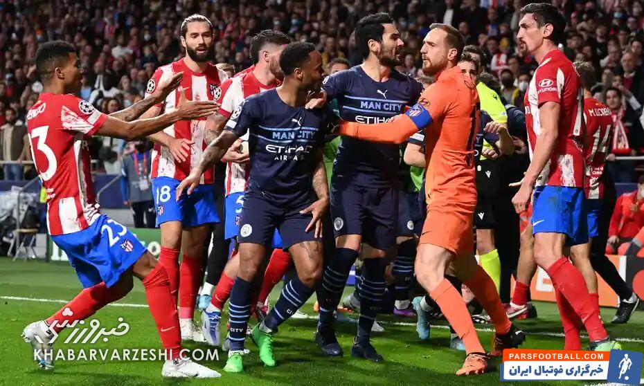 عکس/ جنجال، مو کشیدن و کتک‌کاری در لیگ قهرمانان/ پلیس بازیکنان سیتی و اتلتیکو را جدا کرد