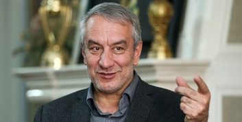 علی کفاشیان : اختلافات به سود فوتبال نیست ؛ باید خود را کنار گذاشته و به تیم ملی فکر کنیم