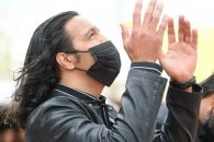 فرزاد حسینخانی سرمربی تیم فوتبال مس کرمان حرکت عجیبی انجام داد