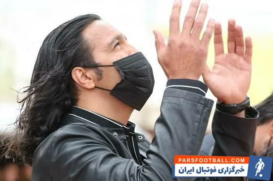 فرزاد حسین‌خانی سرمربی تیم فوتبال مس کرمان حرکت عجیبی انجام داد
