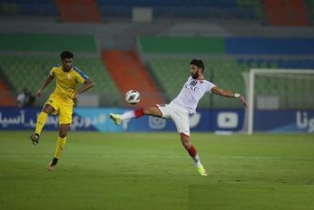 آرش رضاوند : فولاد به هیچ بازیکنی وابسته نیست ؛ جواد نکونام مهمترین عامل موفقیت فولاد است