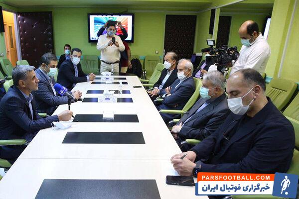 صالحی‌امیری:ذهن‌تان درگیر حاشیه نشود/از همه رشته‌ها حمایت می‌کنیم