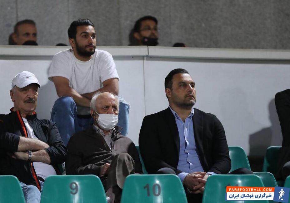 محمد محمدی مشاور مدیرعامل پرسپولیس : استقلال باز هم امتیاز از دست میدهد چون بازی های سختش مانده است