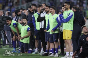 لیست خروجی در استقلال