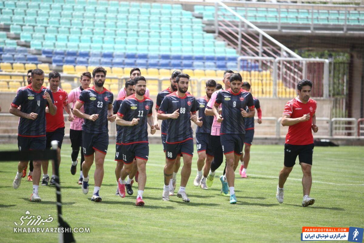 اگر پرسپولیس جام می خواهد فقط باید برنده شود/ حق ندارید خودتان را با استیلی ها مقایسه کنید/ پرسپولیسی ها در یک صورت می توانند منتظر استقلال باشند