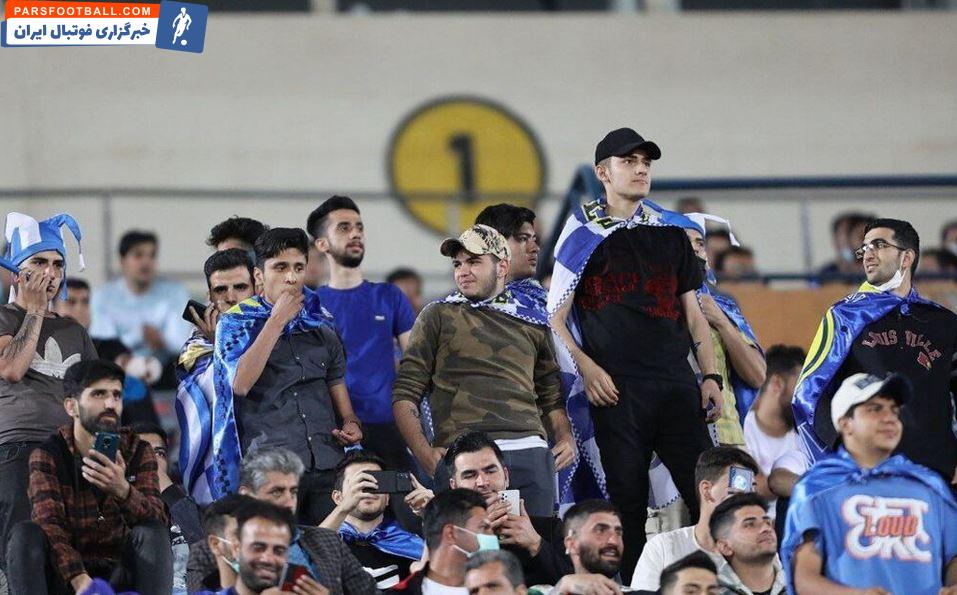 استقبال عجیب هوادارن استقلال از اسکوچیچ ؛ کارلوس کی روش در آزادی تشویق شد !