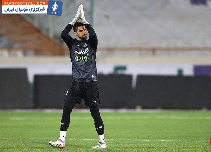 سید حسین حسینی : بهتر است برخی دوستان به فکر تیم خودشان باشند ؛ داور بازی با پیکان را تحت فشار گذاشته بودند و سیلوا را اخراج کرد