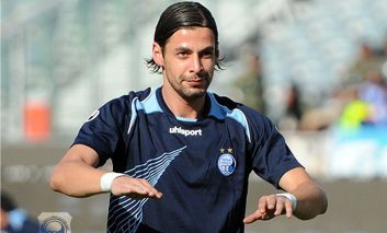 فریدون زندی ستاره پیشین استقلال و تیم ملی ۴۳ ساله شد