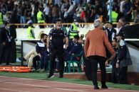 شاهرخ بیانی مربی نساجی : به جان بچهام قسم هیچ عمدی در ماجرای رختکن نبود ؛ با توهین هایشان قهرمانی را به کام ما زهر کردند