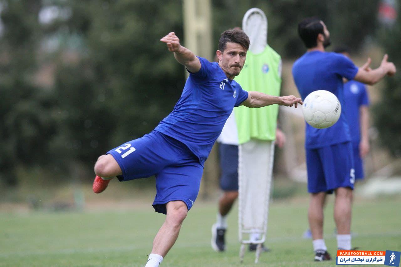 تمرینات وریا غفوری در استقلال