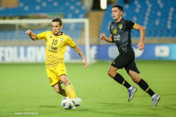 فرشاد احمدزاده در سپاهان