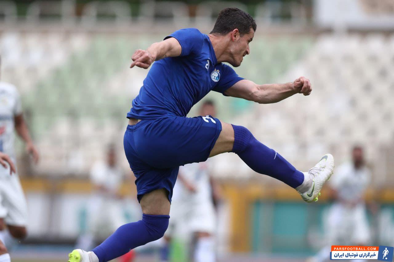 مدافعان راست استقلال