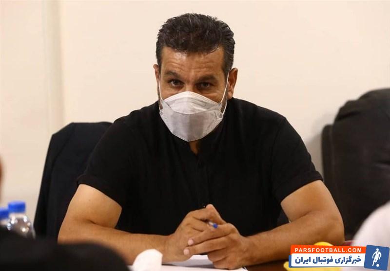 محمد مؤمنی عضو هیئت مدیره استقلال : پرسپولیسی ها در یک قایق سوراخ سوار شدهاند ؛ برخی فکر میکنند بوی کباب آمده است