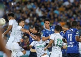 تصمیم درست داور در ادامه بازی هر سه صحنه مشکوک به پنالتی در بازی استقلال و آلومینیوم