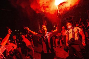 چاقوکشی در جشن قهرمانی مهدی طارمی و یارانش در پورتو ؛ یک هوادار کشته شد !