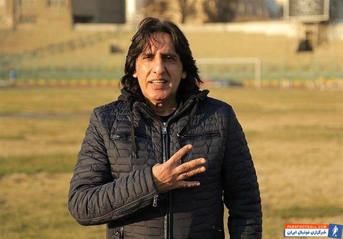 شاهین بیانی پیشکسوت استقلال : فدراسیون فوتبال کشتی به گِل نشسته است